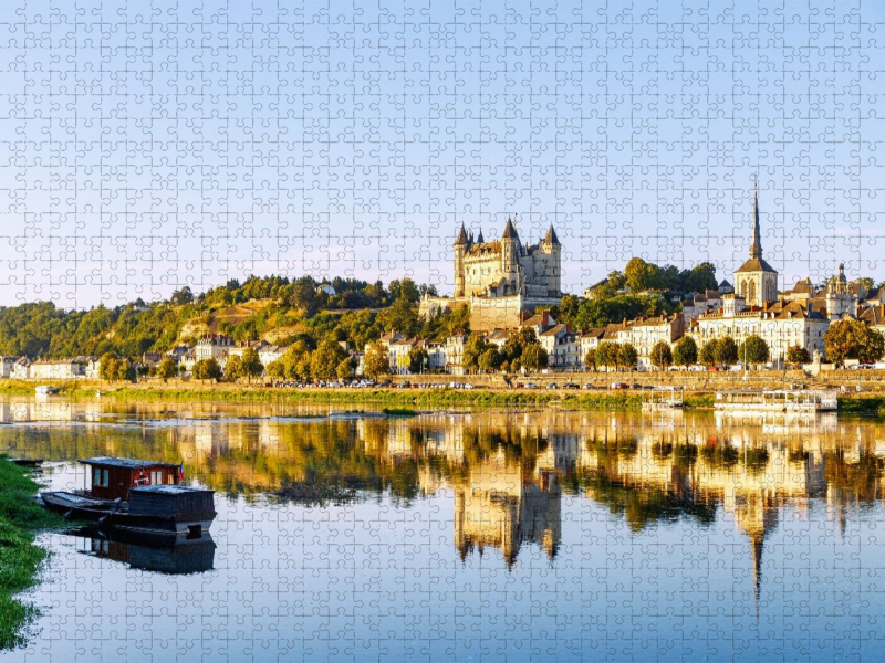 Saumur mit Château de Saumur und Kirche Saint-Pierre