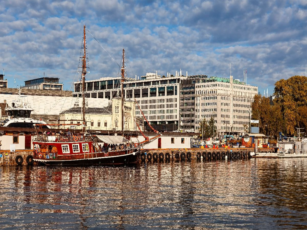Segelboote im Hafen, Aker Brygge, Oslo