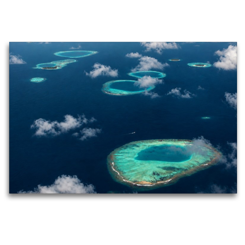 Ringförmiges Korallenatoll – Naturparadies der Malediven