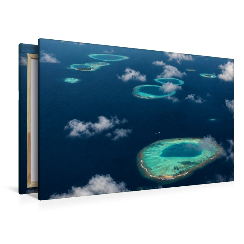 Ringförmiges Korallenatoll – Naturparadies der Malediven