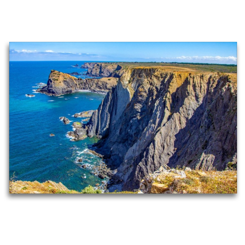 Steilklippen der Ponta da Atalaia in Arrifana
