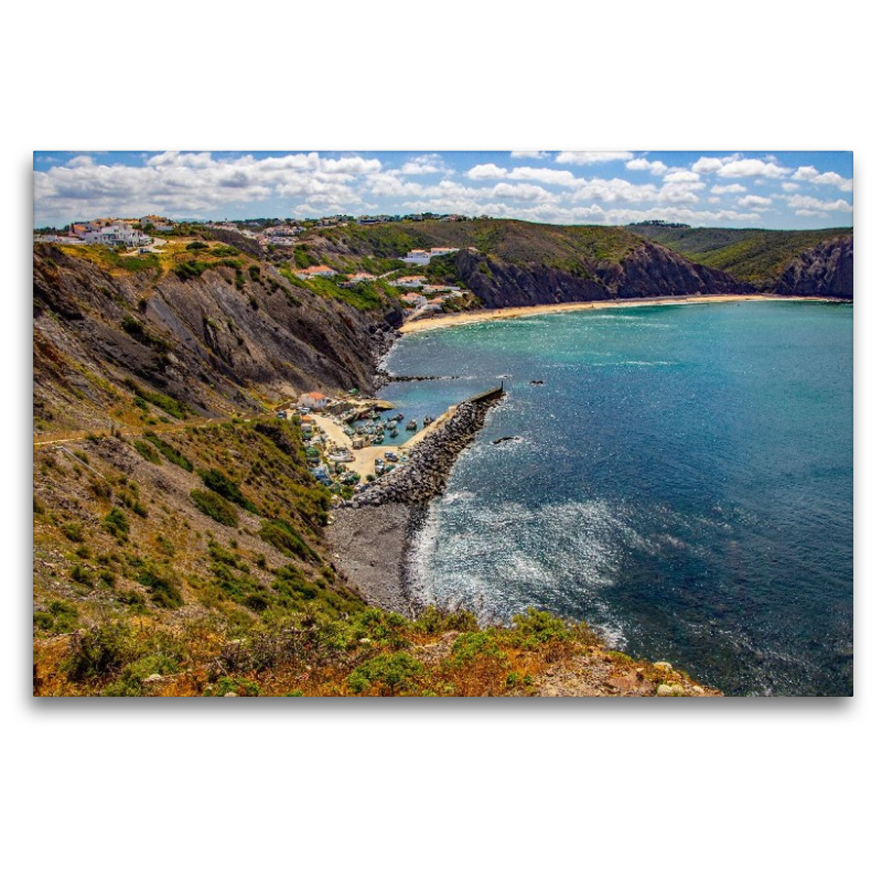 Der kleine Fischerhafen von Praia da Arrifana
