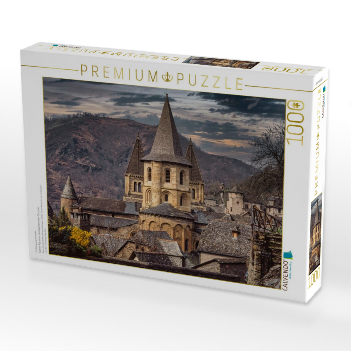 Sainte-Foy über den Dächern von Conques