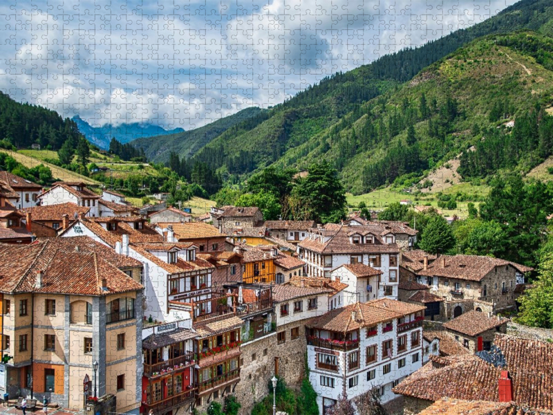 Traditionelles Dorf in Asturien