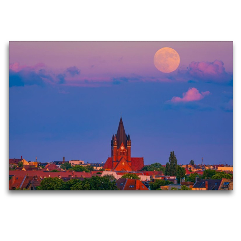 Vollmond über der Pauluskirche