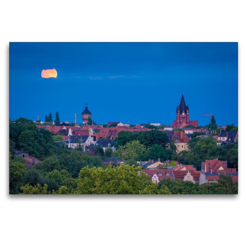 Vollmond über Wasserturm Nord und Pauluskirche