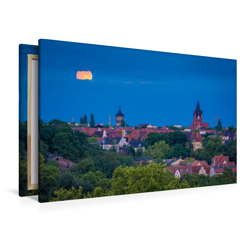 Vollmond über Wasserturm Nord und Pauluskirche