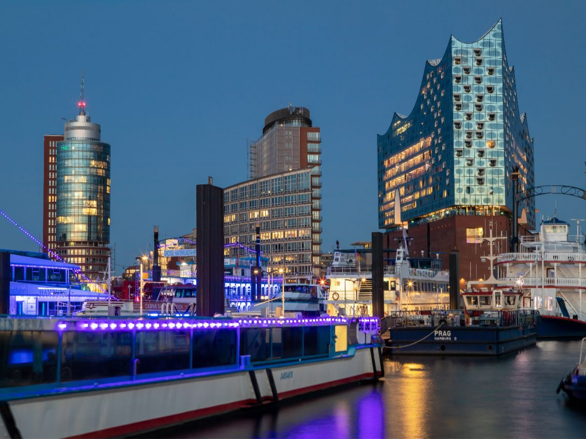 Hamburg - Hafencity am Abend