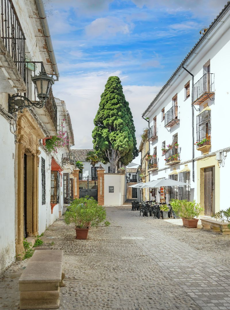 Eine ruhige Seitengasse in Ronda.