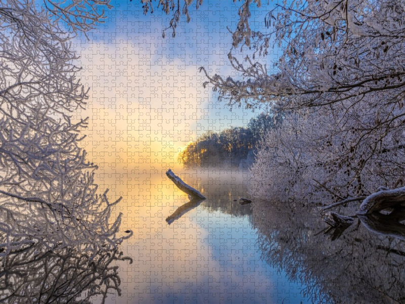 Raureif, Nebel und Morgenlicht am Tiefer See