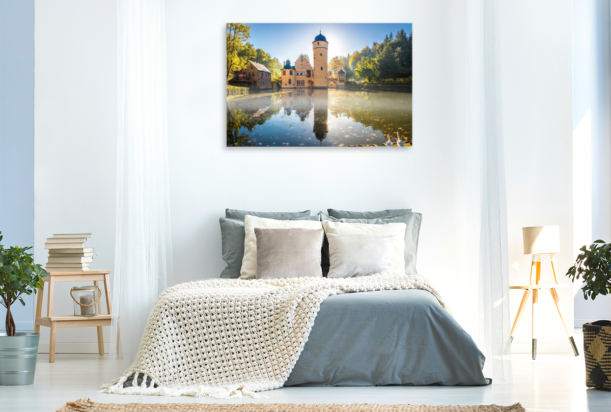 Morgenstimmung im Herbst am Schloss Mespelbrunn