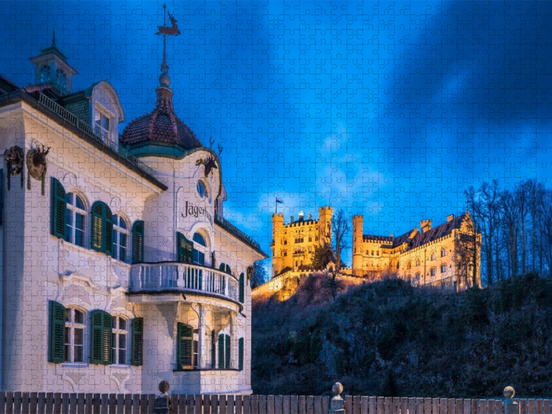 Jägerhaus und Schloss Hohenschwangau am Abend