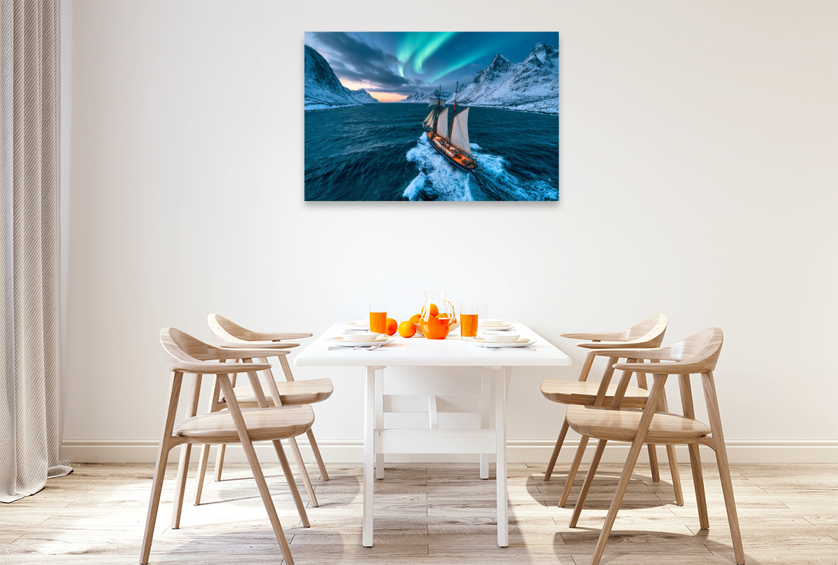 Dreimast-Segelschiff im winterlichen Fjord