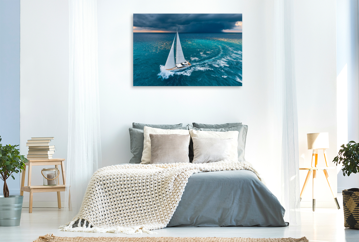 Luxusyacht auf Kurs ins Gewitter