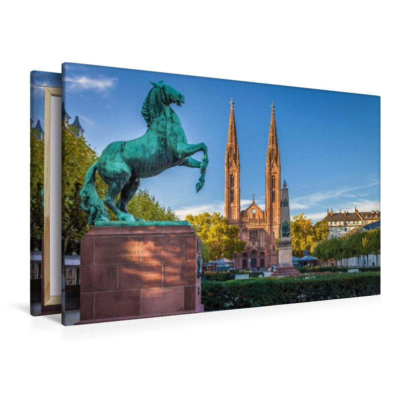 Luisenplatz mit Oraniendenkmal und Luisenkirche in Wiesbaden, Hessen