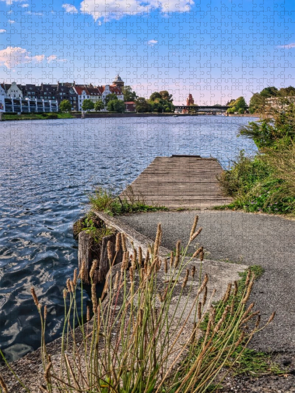 Trave mit Blick auf Lübeck