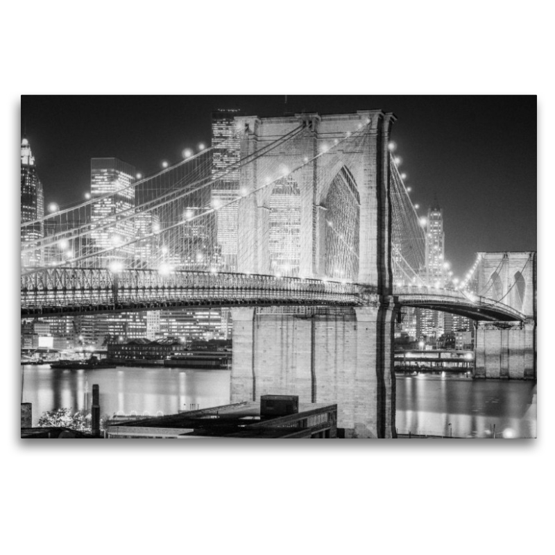 Historic New York: Old Brooklyn Bridge at night