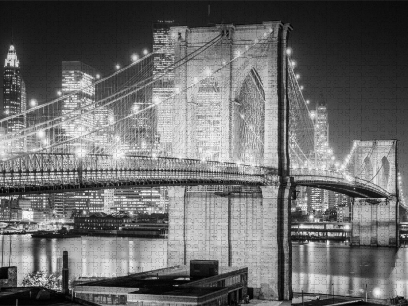 Historic New York: Old Brooklyn Bridge at night