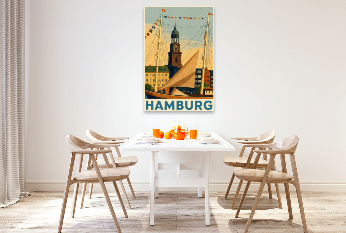Hamburger Wahrzeichen 'Michel' hinter Segel