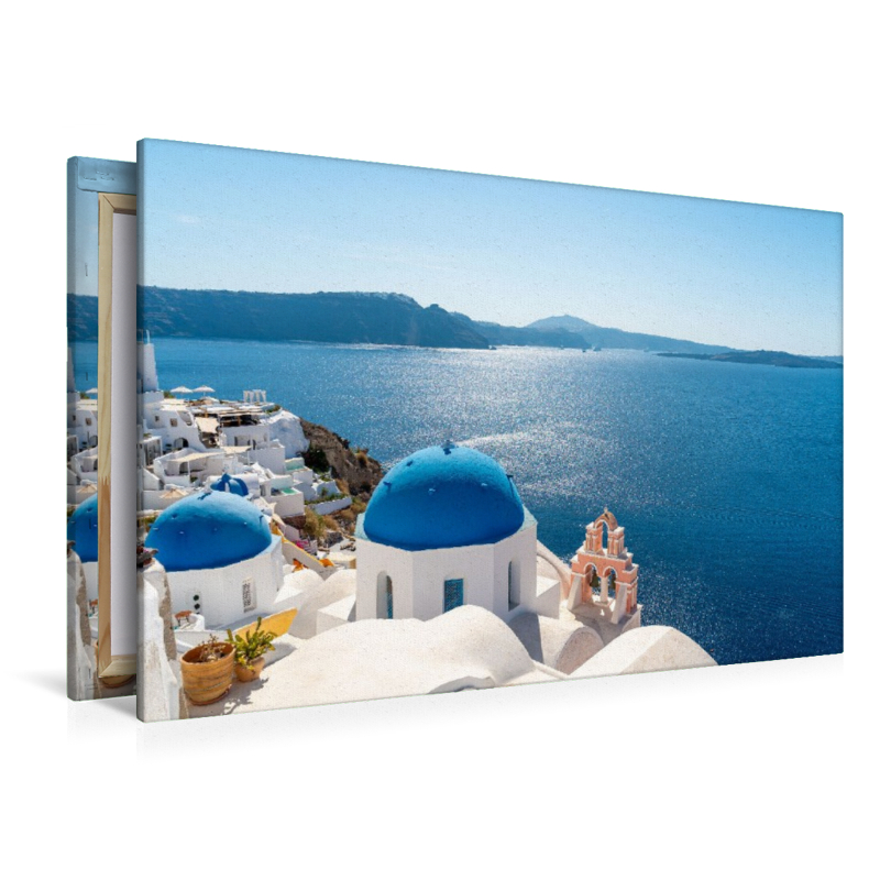 Blaue Kuppeln in Oia auf Santorini