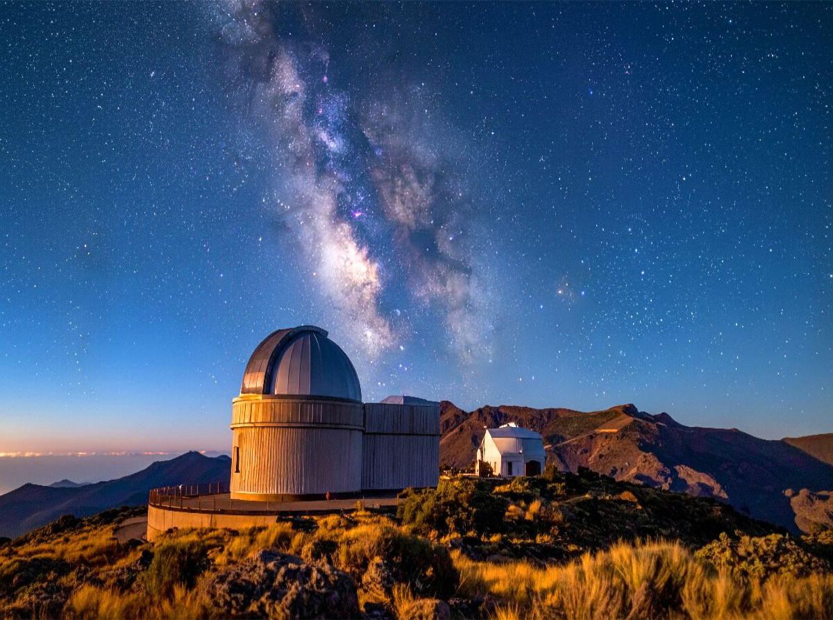 Observatorium mit Milchstraße