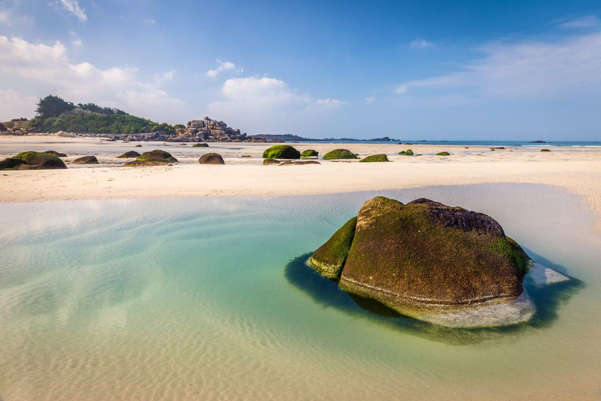 Strand von Kerfissien im Finistère, Bretagne, Frankreich