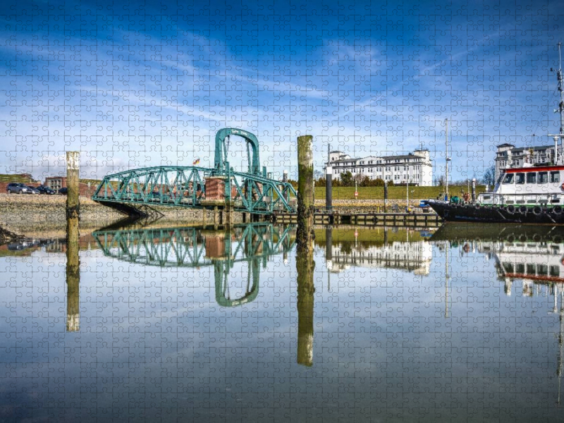 Spiegelung im Nassauhafen
