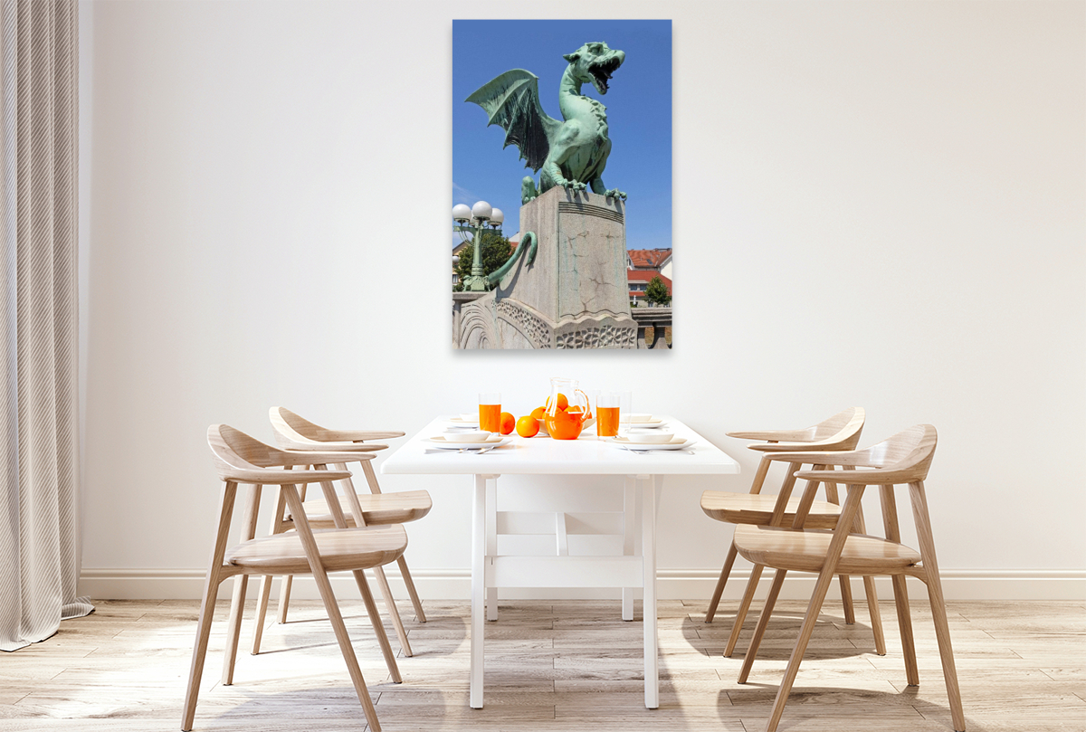 Drachen-Figur auf der Drachenbrücke