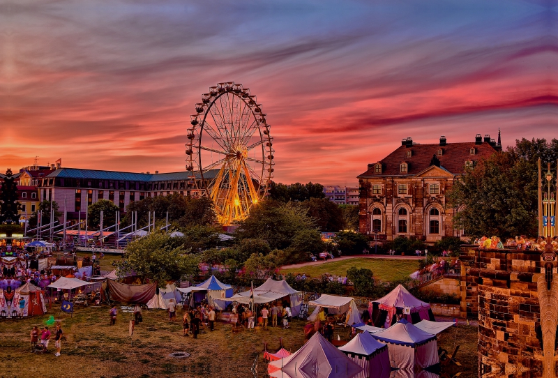 Sonnenuntergang beim Dresdner Stadtfest