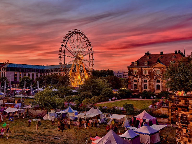 Sonnenuntergang beim Dresdner Stadtfest