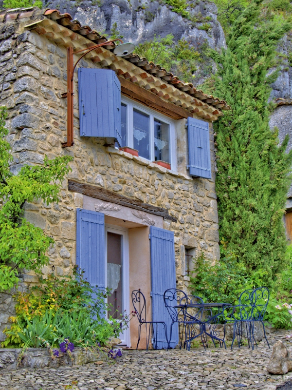 Monieux, Provence