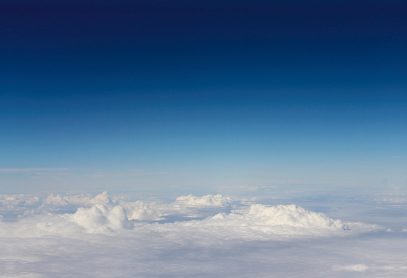 Über den Wolken