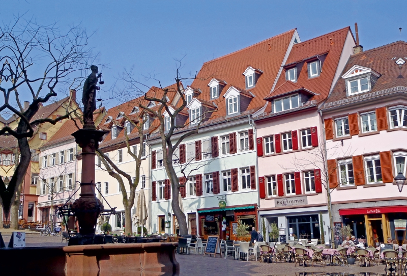 Am Marktplatz in Weinheim an der Bergstraße