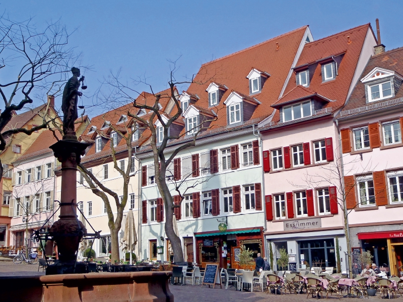 Am Marktplatz in Weinheim an der Bergstraße