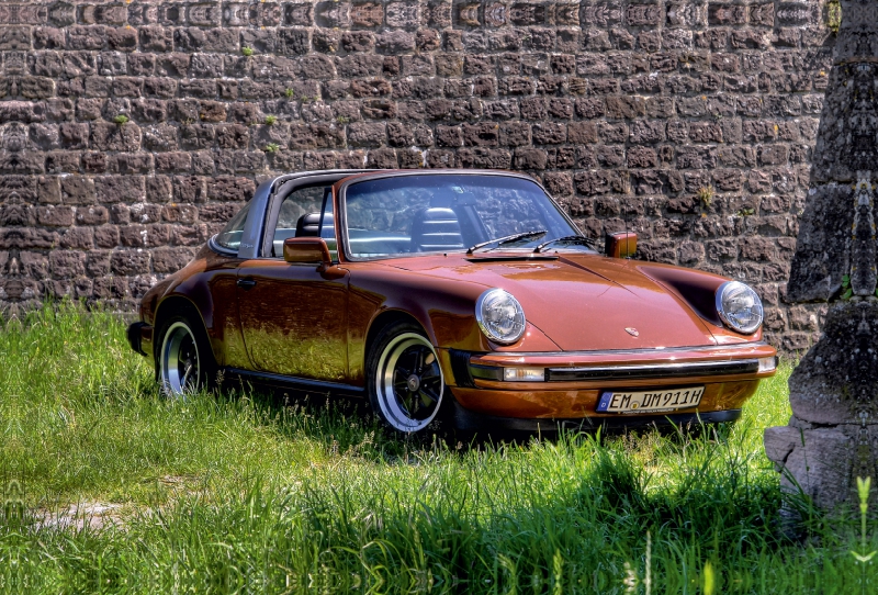 Ein Motiv aus dem Kalender Porsche 911SC - zwei starke Typen