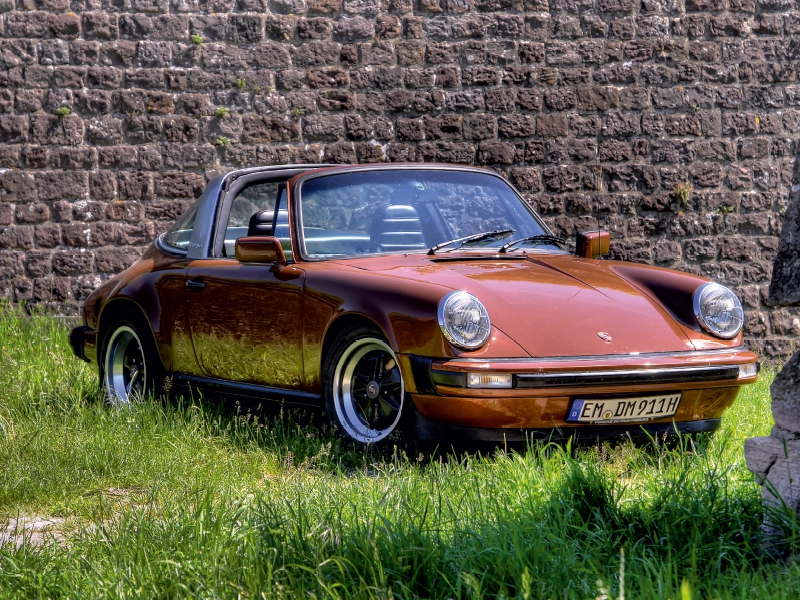 Ein Motiv aus dem Kalender Porsche 911SC - zwei starke Typen